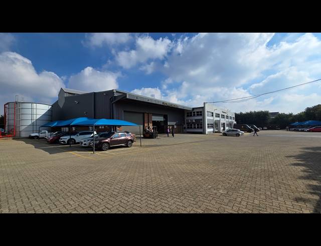 4,340M² WAREHOUSE TO LET IN SPARTAN